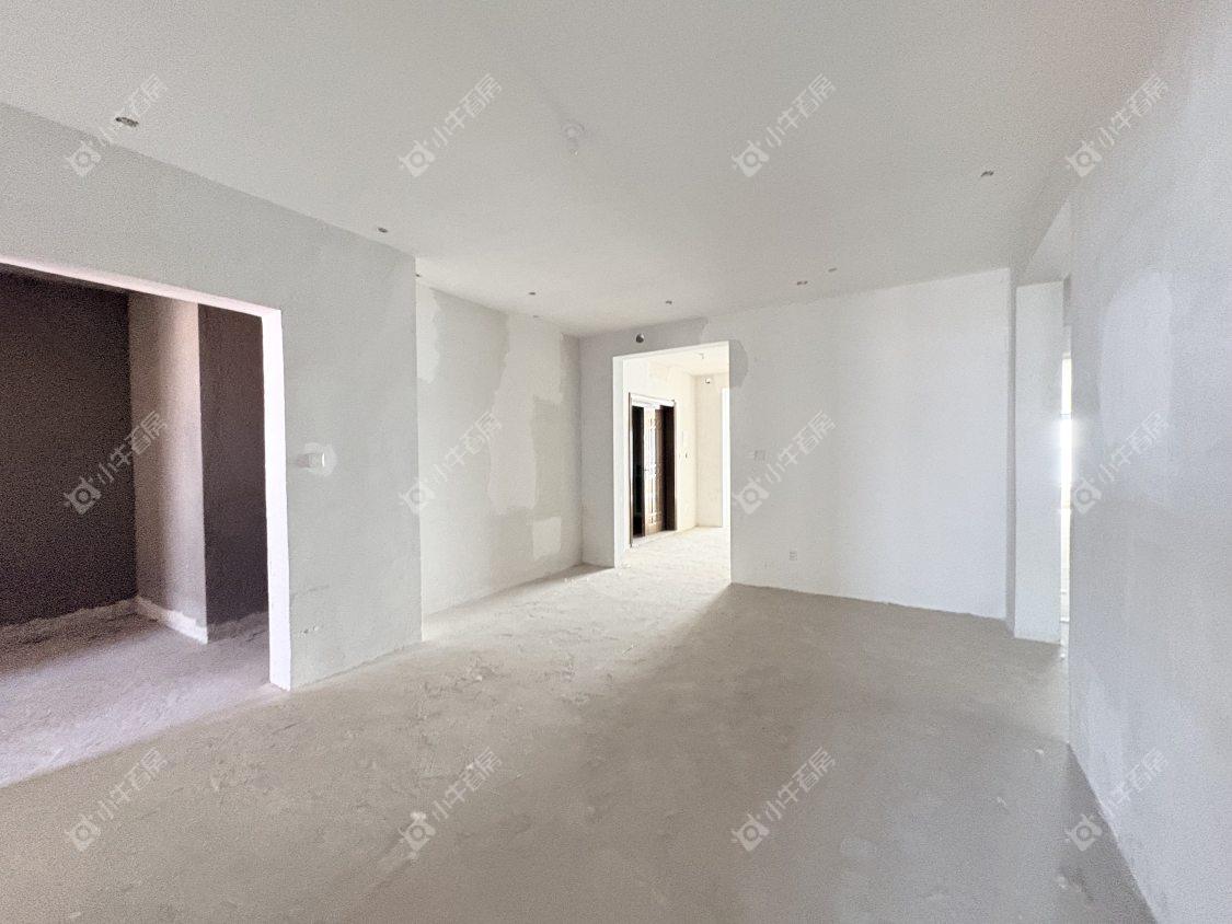 镇江恒大城在售二手房源室内图_小牛看房