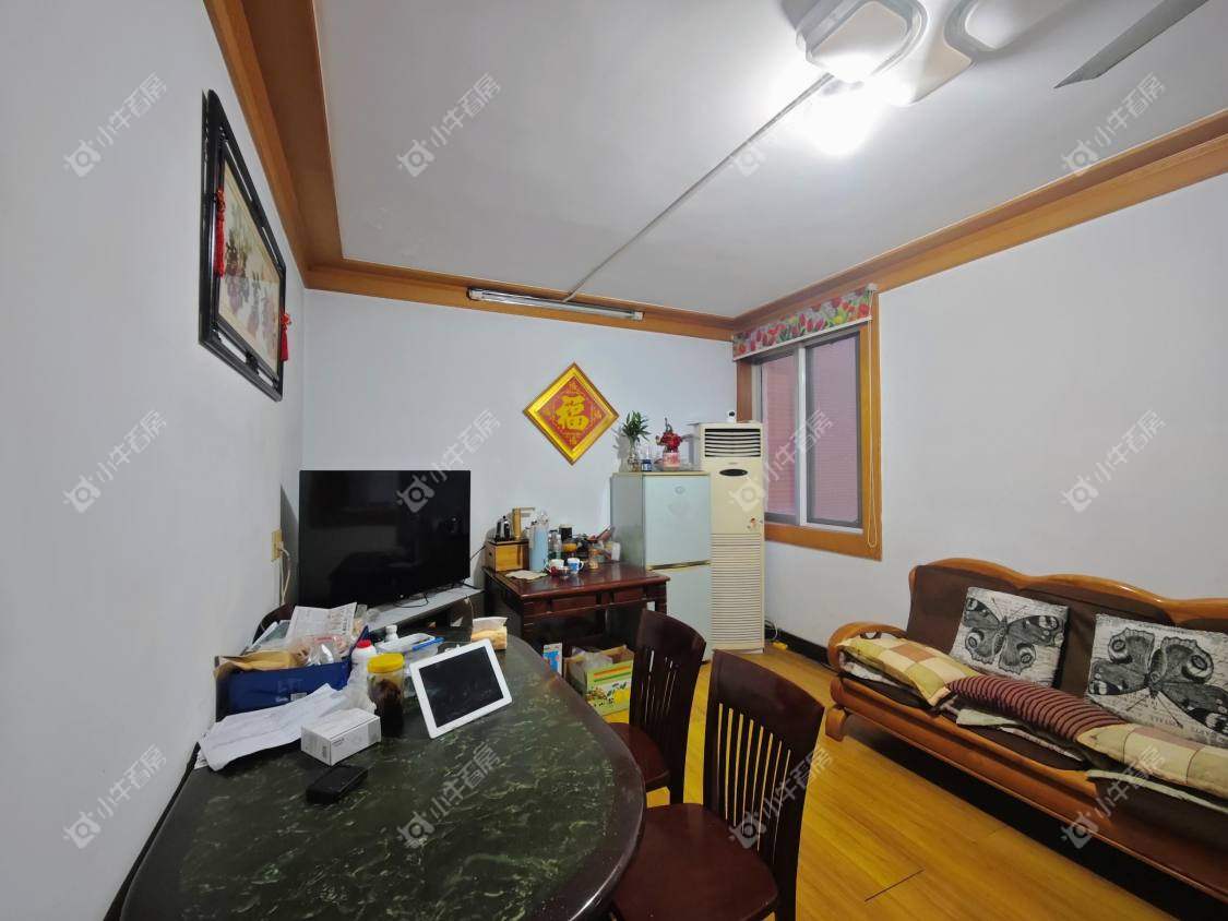 镇江百合苑在售二手房源室内图_小牛看房