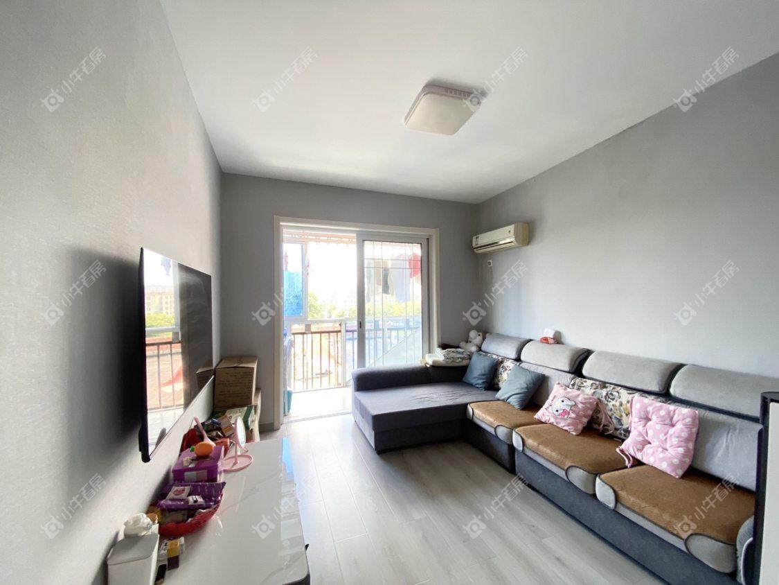 镇江凤凰新村在售二手房源室内图_小牛看房