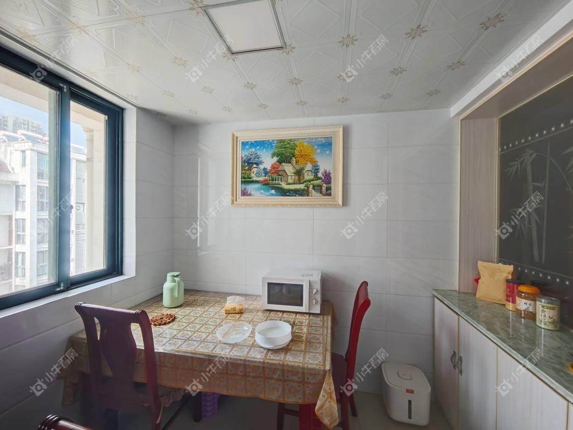 镇江欧洲城在售二手房源室内图_小牛看房