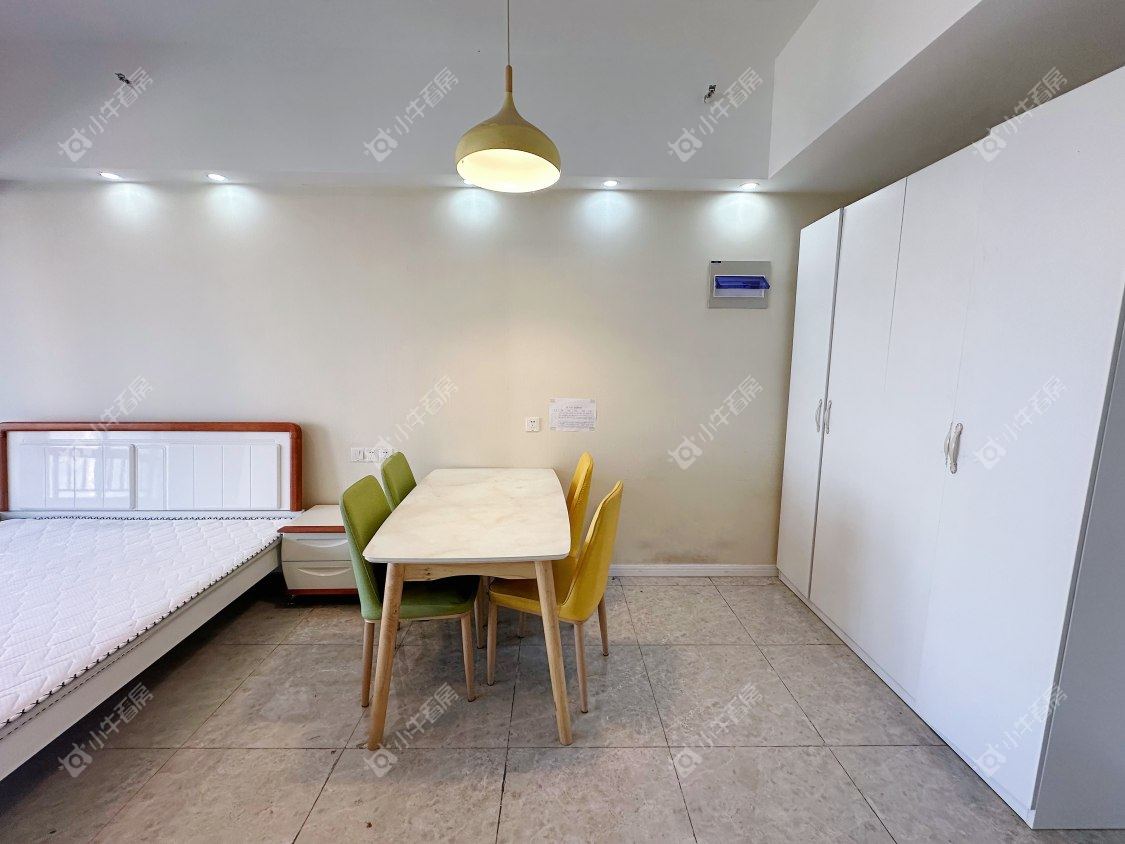 镇江华都锦城在售二手房源室内图_小牛看房