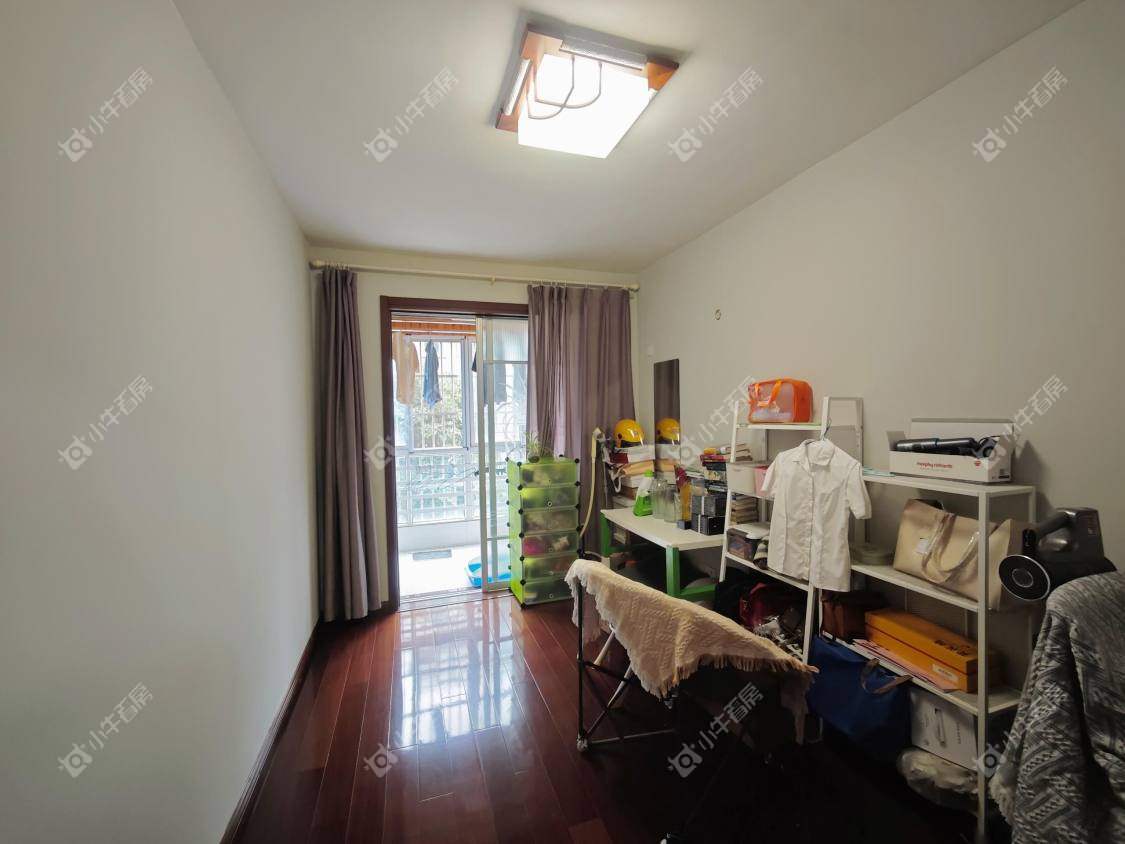 镇江新新家园在售二手房源室内图_小牛看房