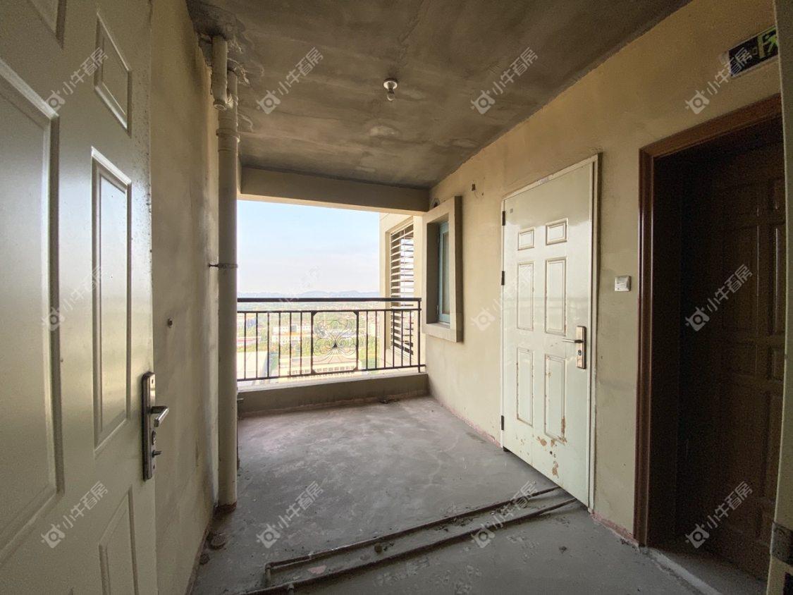 镇江恒大城在售二手房源室内图_小牛看房