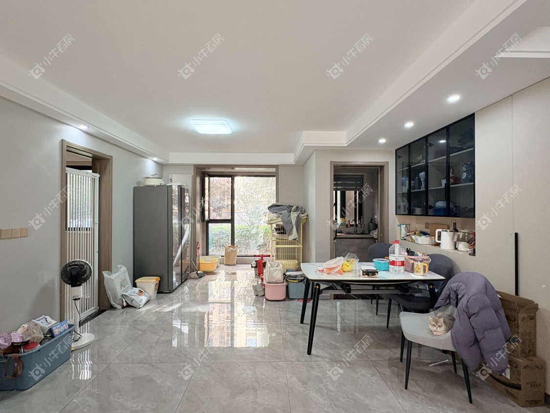 镇江汇金天地在售二手房源室内图_小牛看房