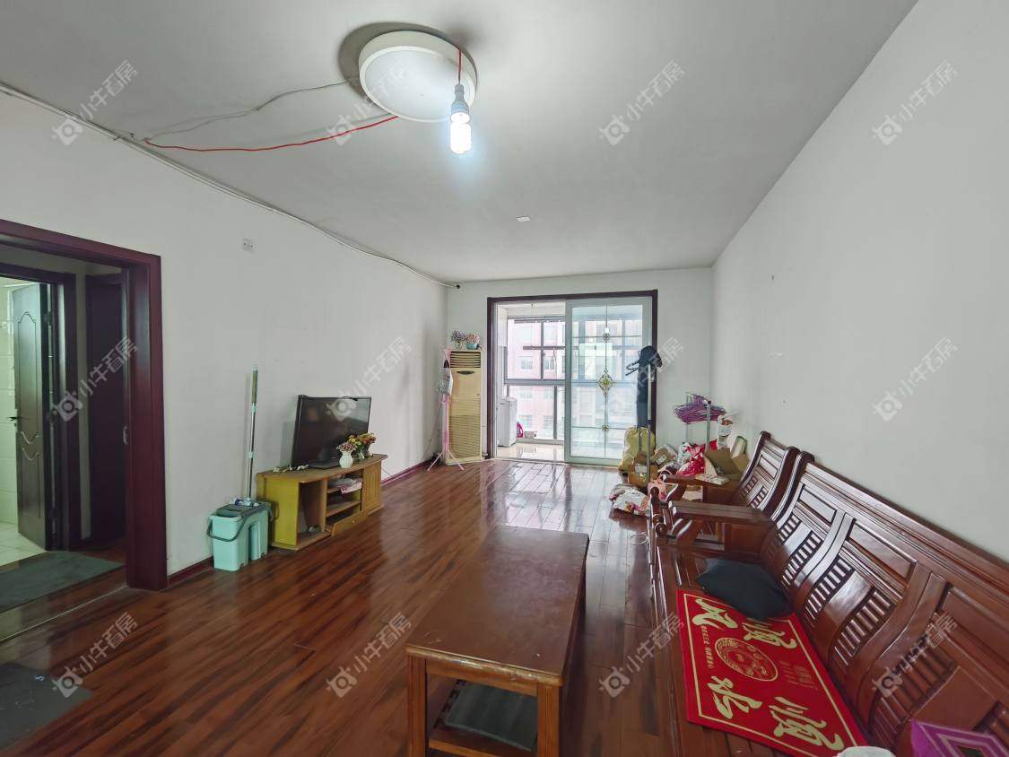 镇江金桥世纪城在售二手房源室内图_小牛看房