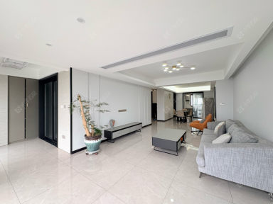 镇江和园4室2厅2卫在售二手房房源图片