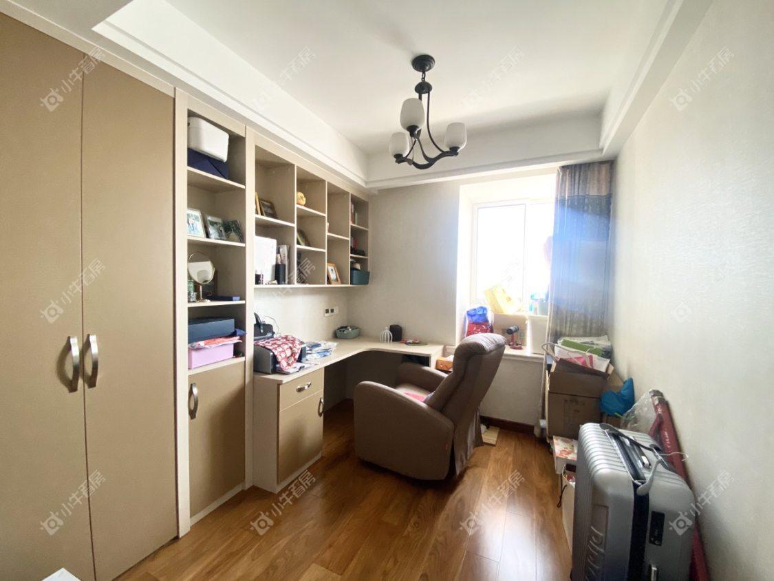 镇江南门花园在售二手房源室内图_小牛看房