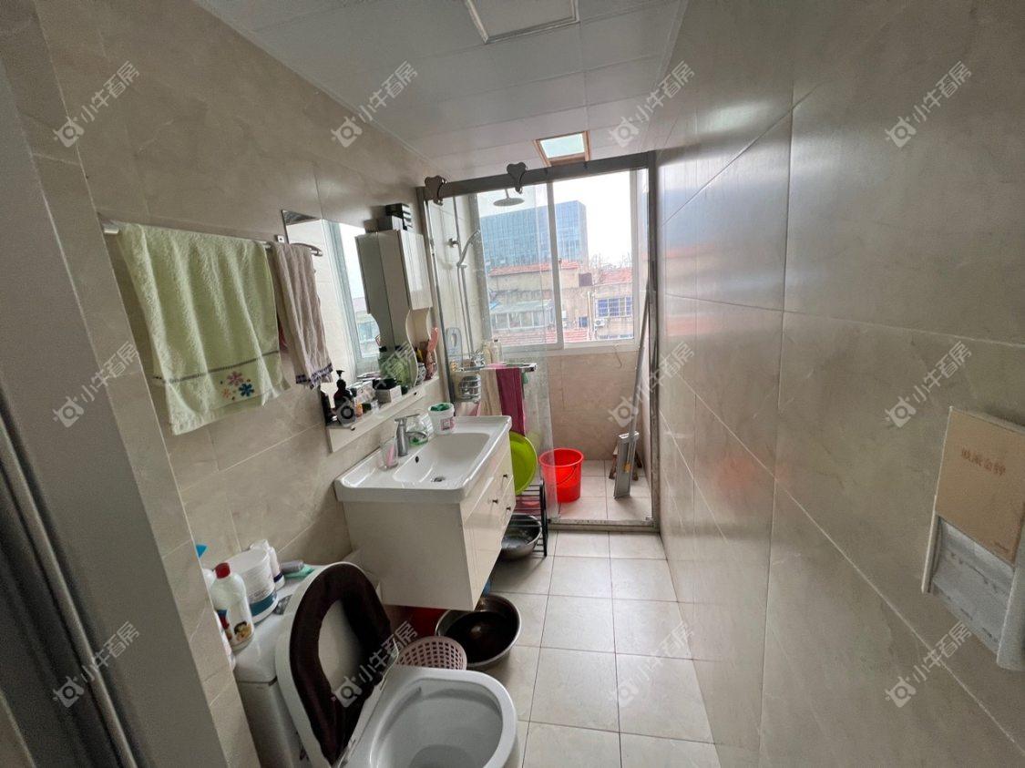 镇江凤美新村在售二手房源室内图_小牛看房