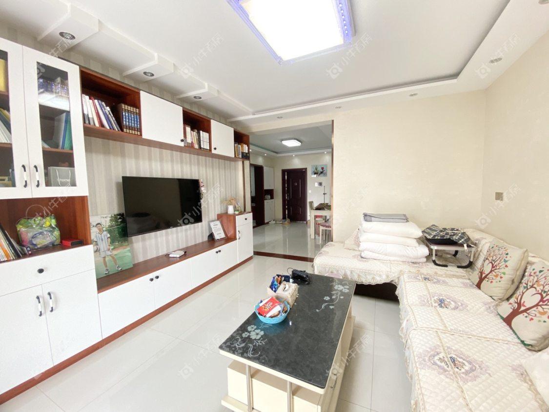 镇江华都锦城在售二手房源室内图_小牛看房