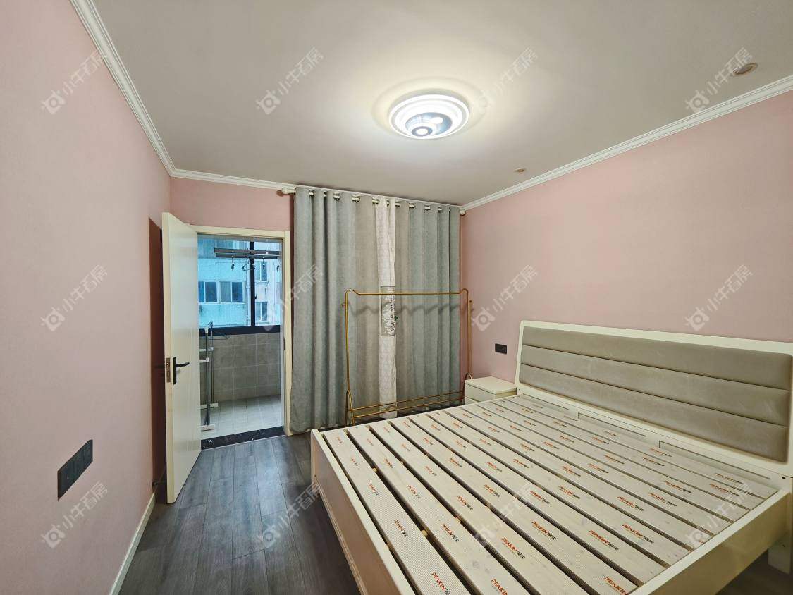 镇江龙凤山庄在售二手房源室内图_小牛看房