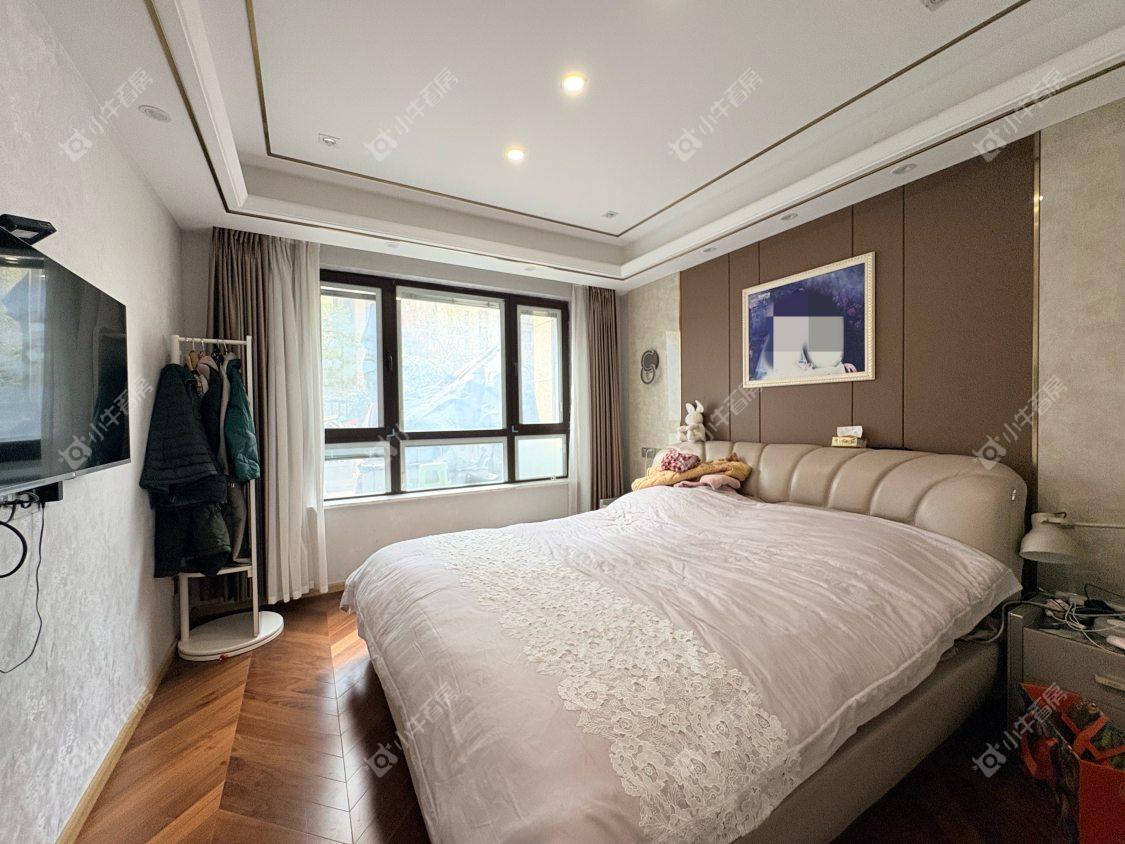 镇江凤凰郡在售二手房源室内图_小牛看房