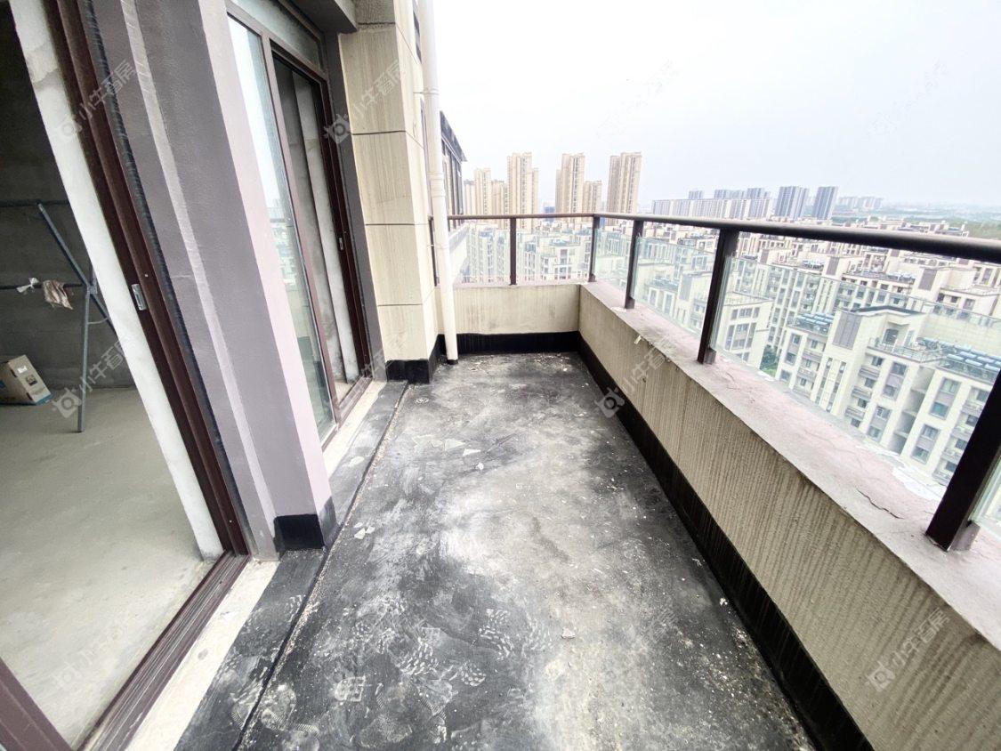 镇江滨河凤凰城在售二手房源室内图_小牛看房