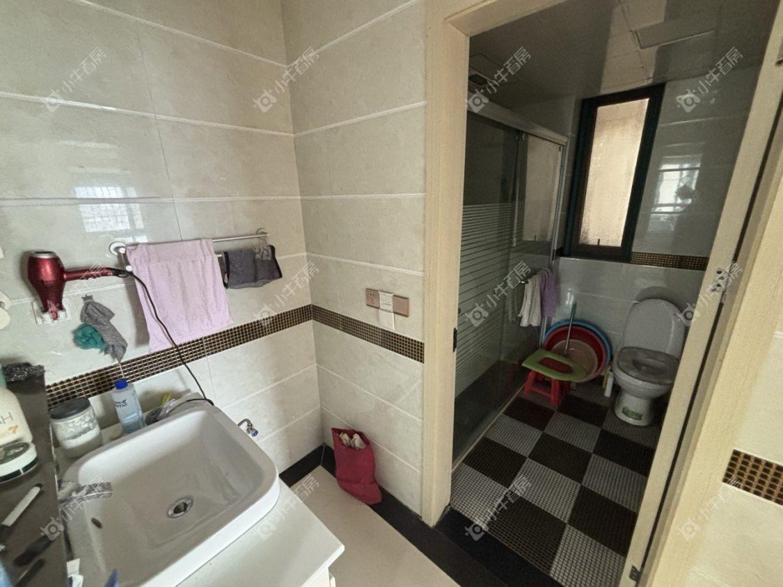 镇江欧洲城在售二手房源室内图_小牛看房