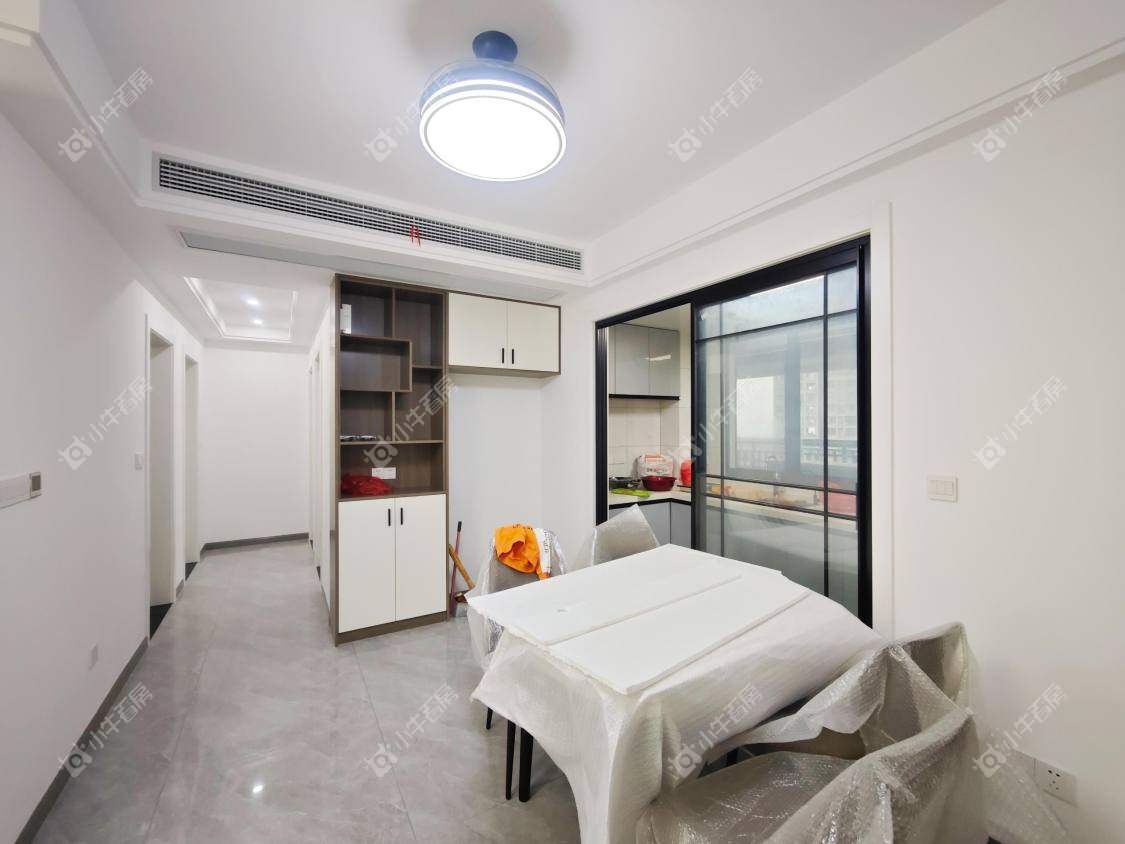 镇江荣城国际（中央公馆）在售二手房源室内图_小牛看房