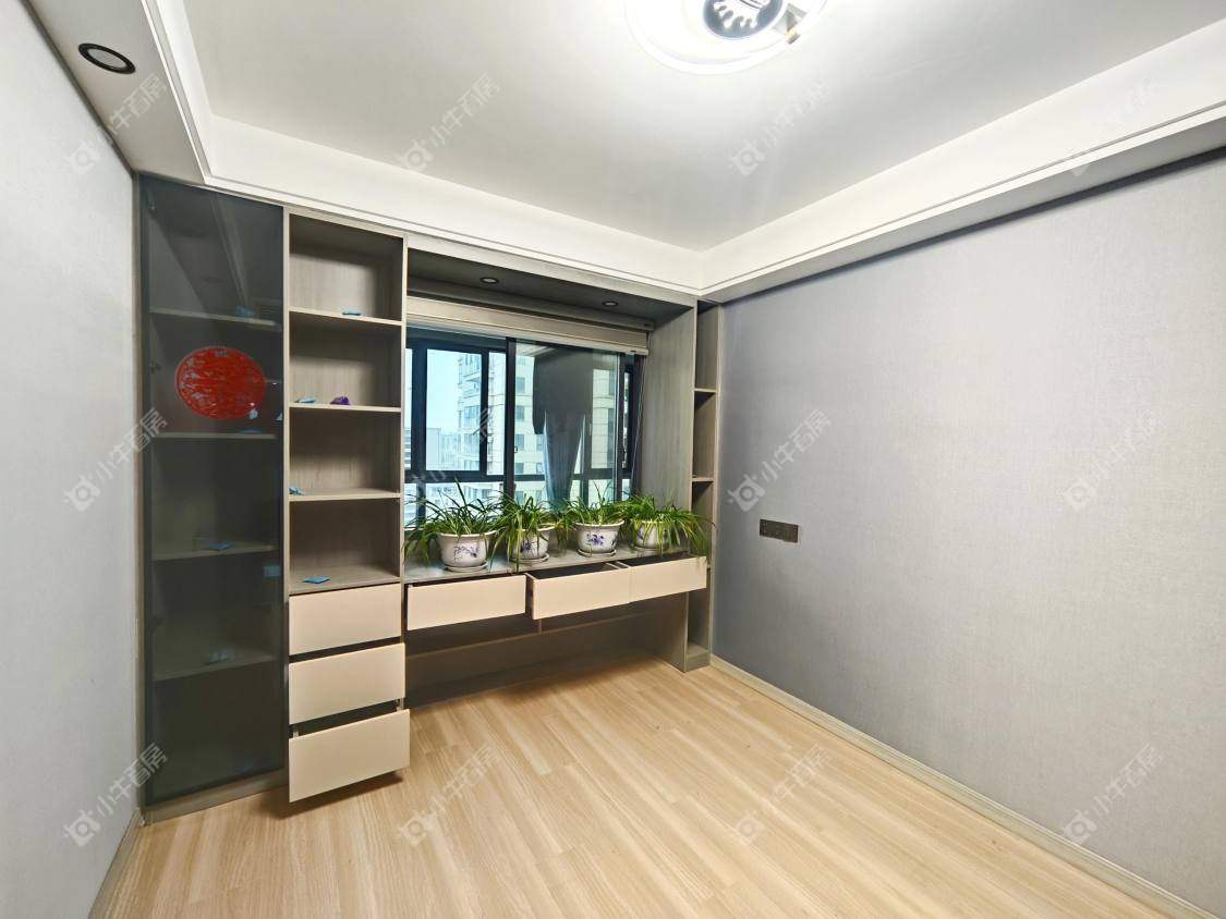 镇江万善上院在售二手房源室内图_小牛看房