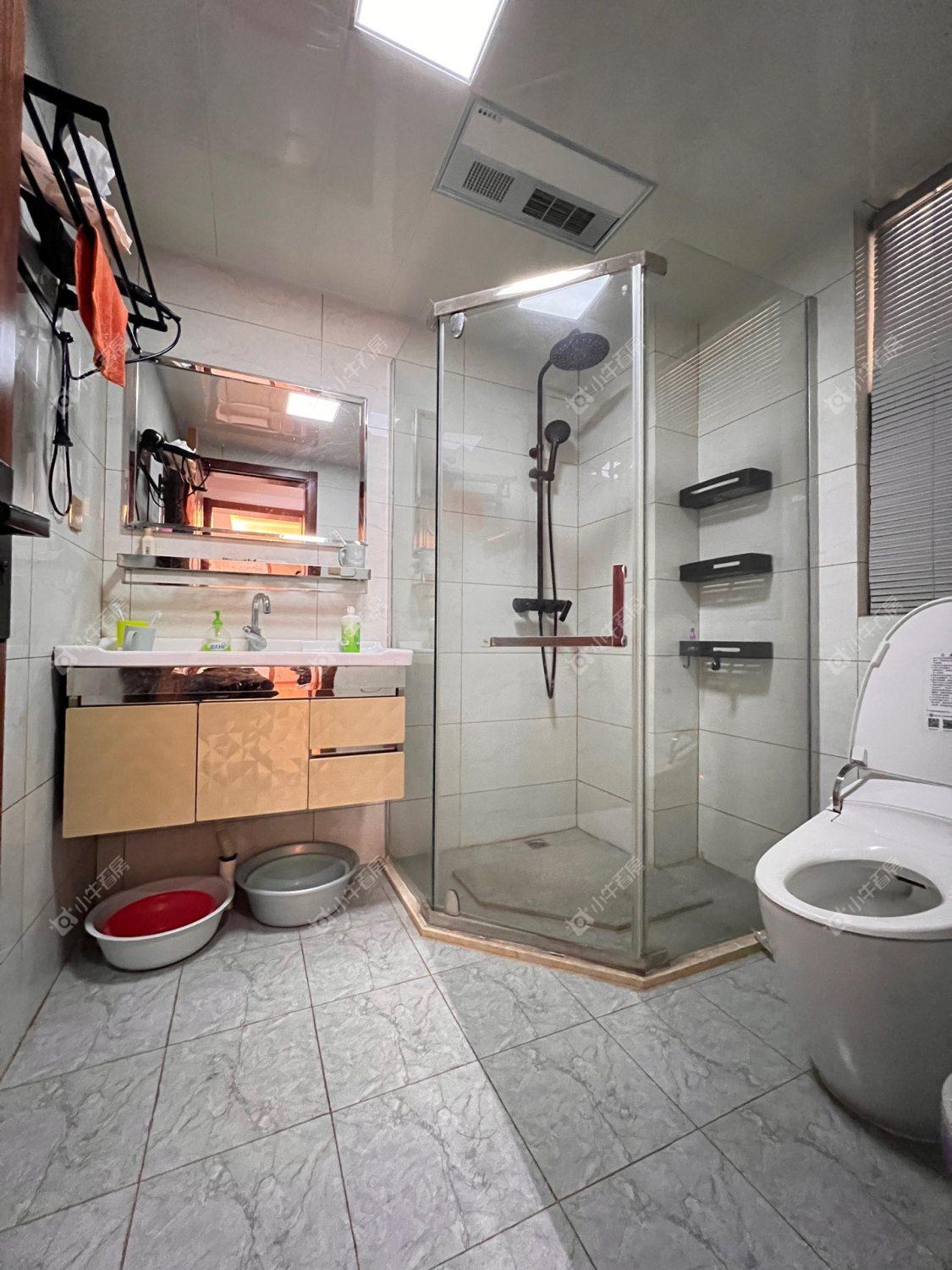 镇江华都幸福里在售二手房源室内图_小牛看房