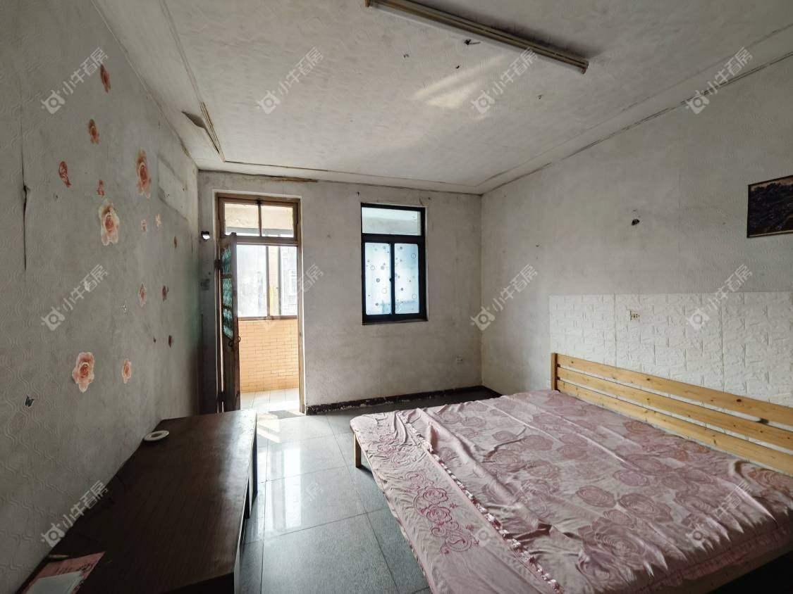 镇江云阳新村在售二手房源室内图_小牛看房