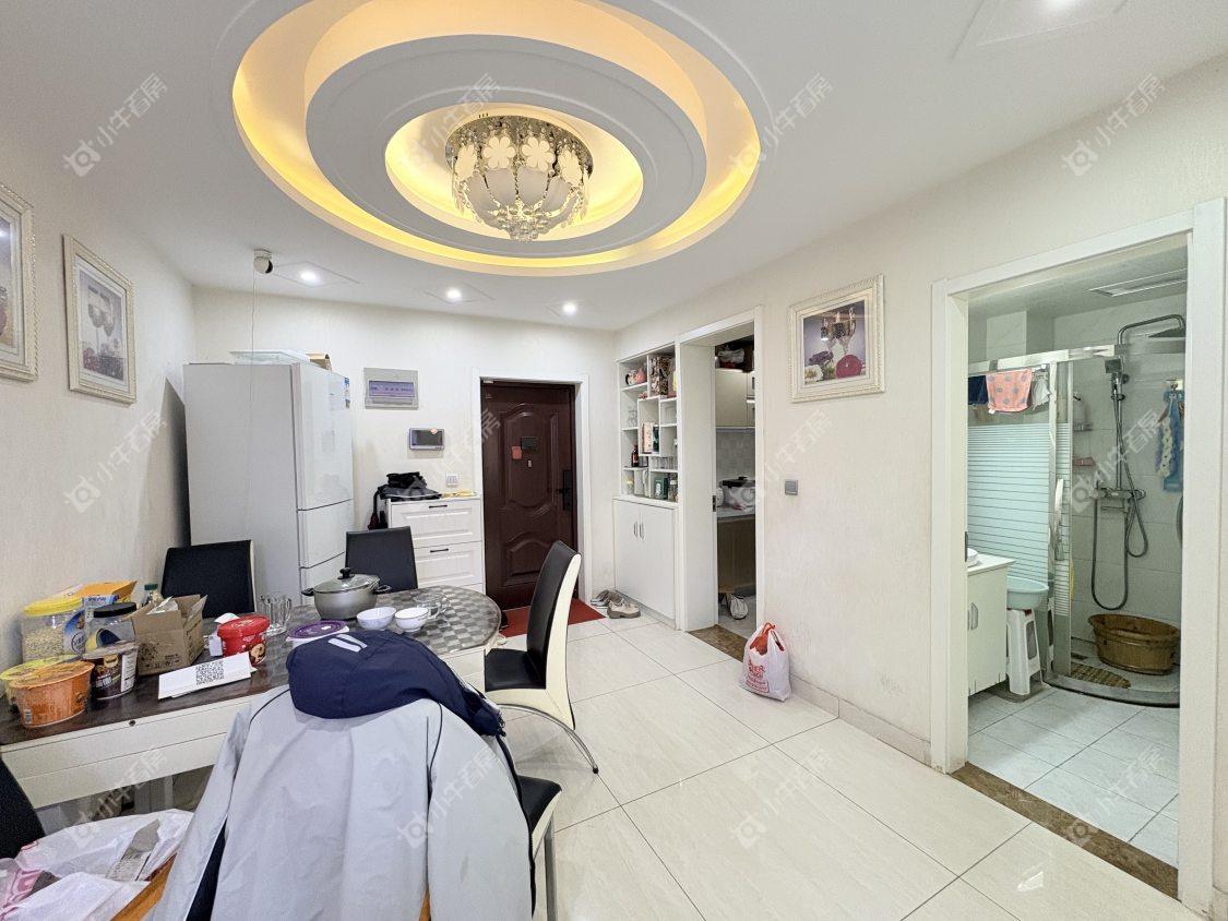 镇江华都锦城在售二手房源室内图_小牛看房