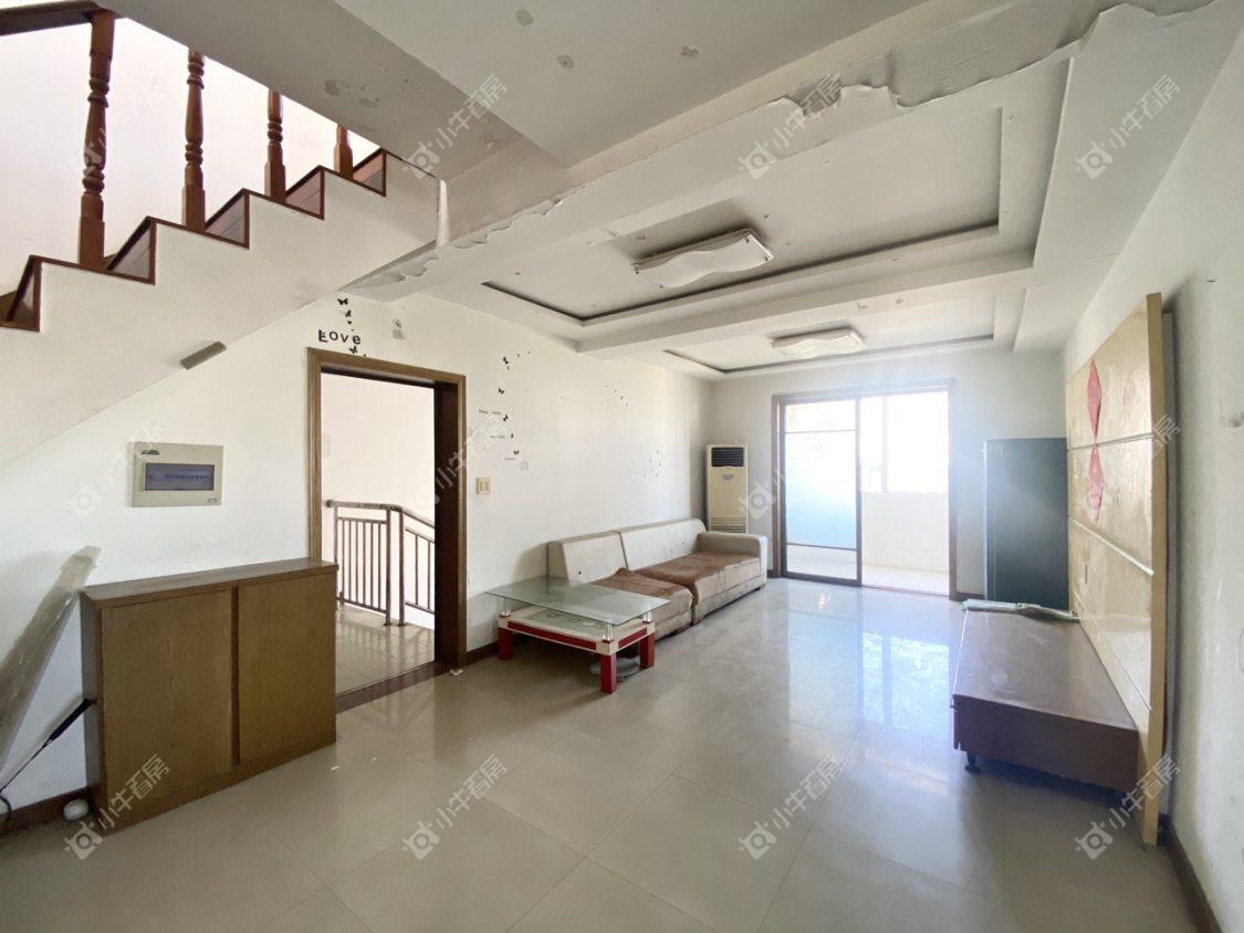 镇江金香花园在售二手房源室内图_小牛看房