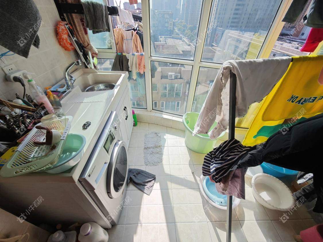 镇江名都新贵在售二手房源室内图_小牛看房