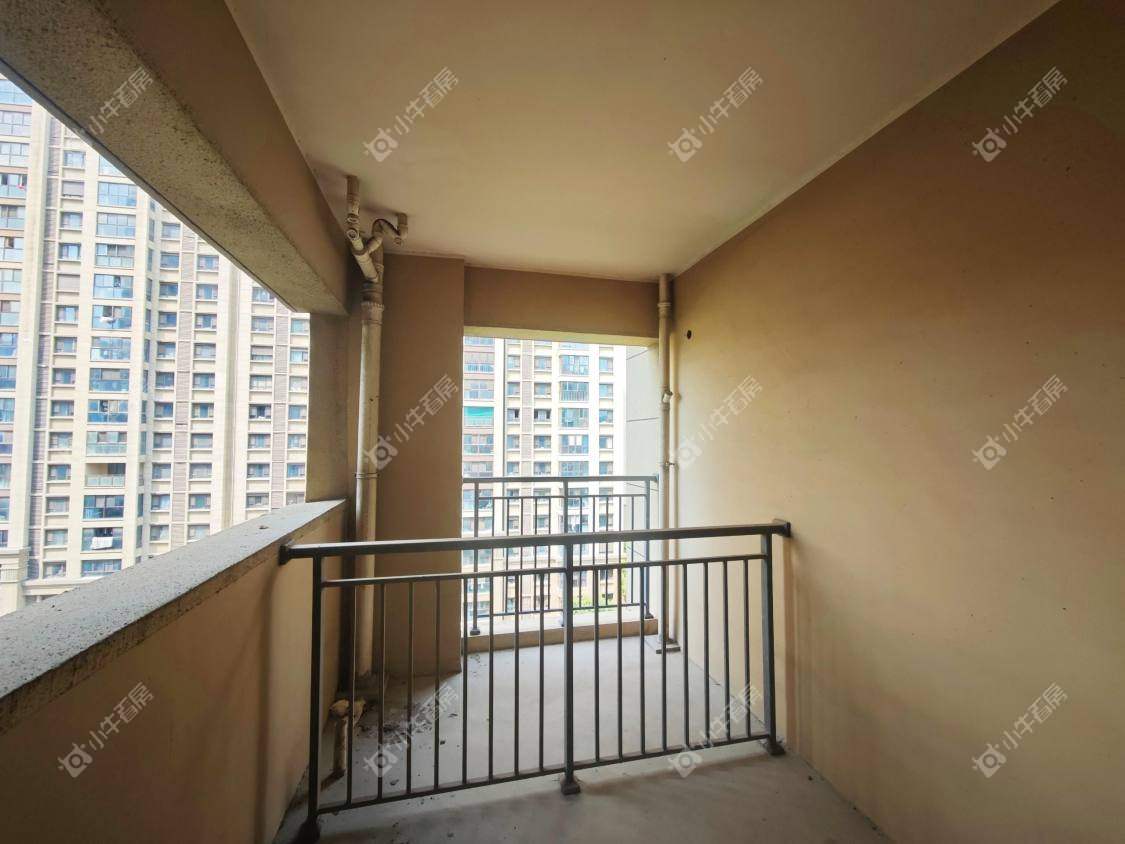 镇江大亚第一城在售二手房源室内图_小牛看房