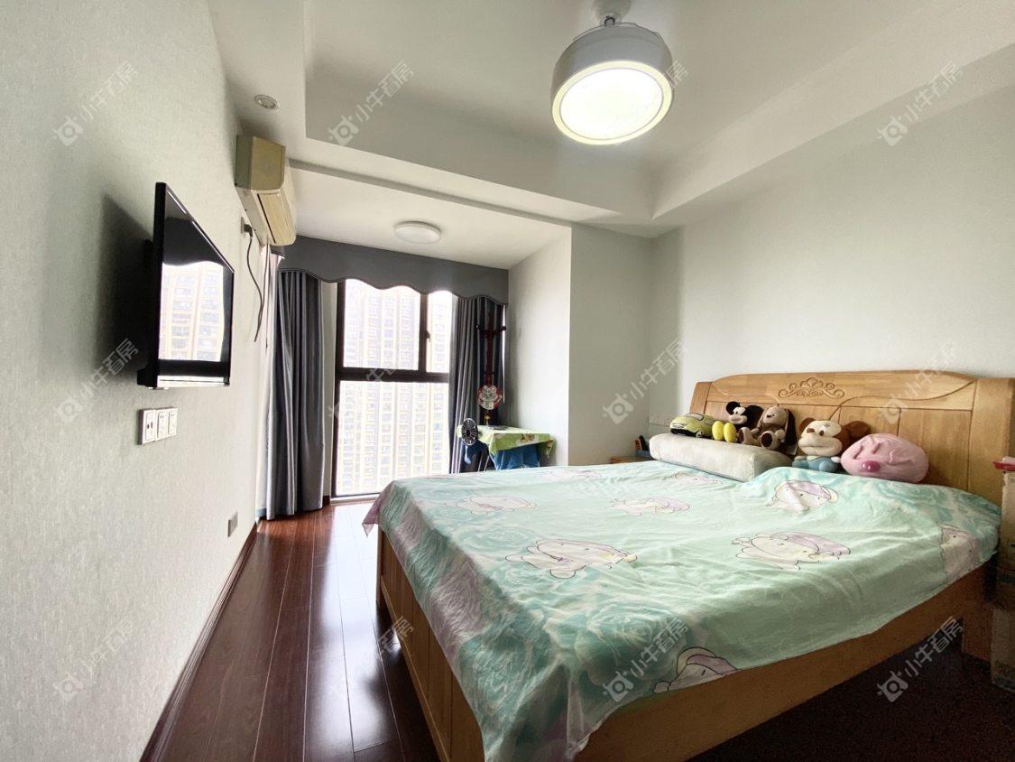 镇江汇金天地在售二手房源室内图_小牛看房