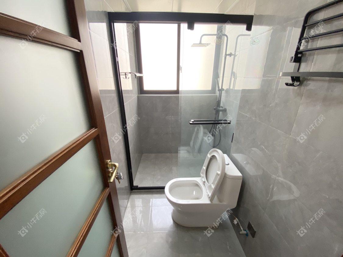 镇江信达香堤国际在售二手房源室内图_小牛看房