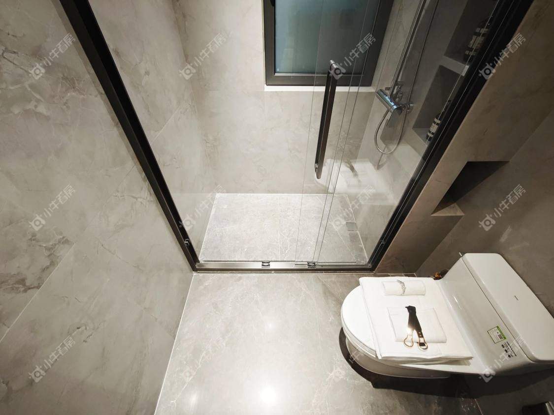 镇江中海臻如府在售二手房源室内图_小牛看房