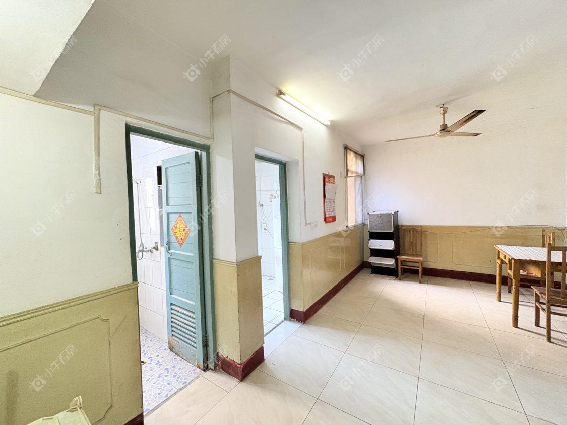 镇江万善园一村在售二手房源室内图_小牛看房