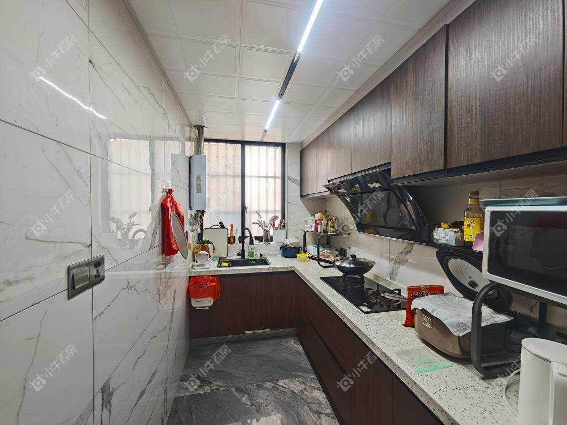 镇江龙凤山庄在售二手房源室内图_小牛看房