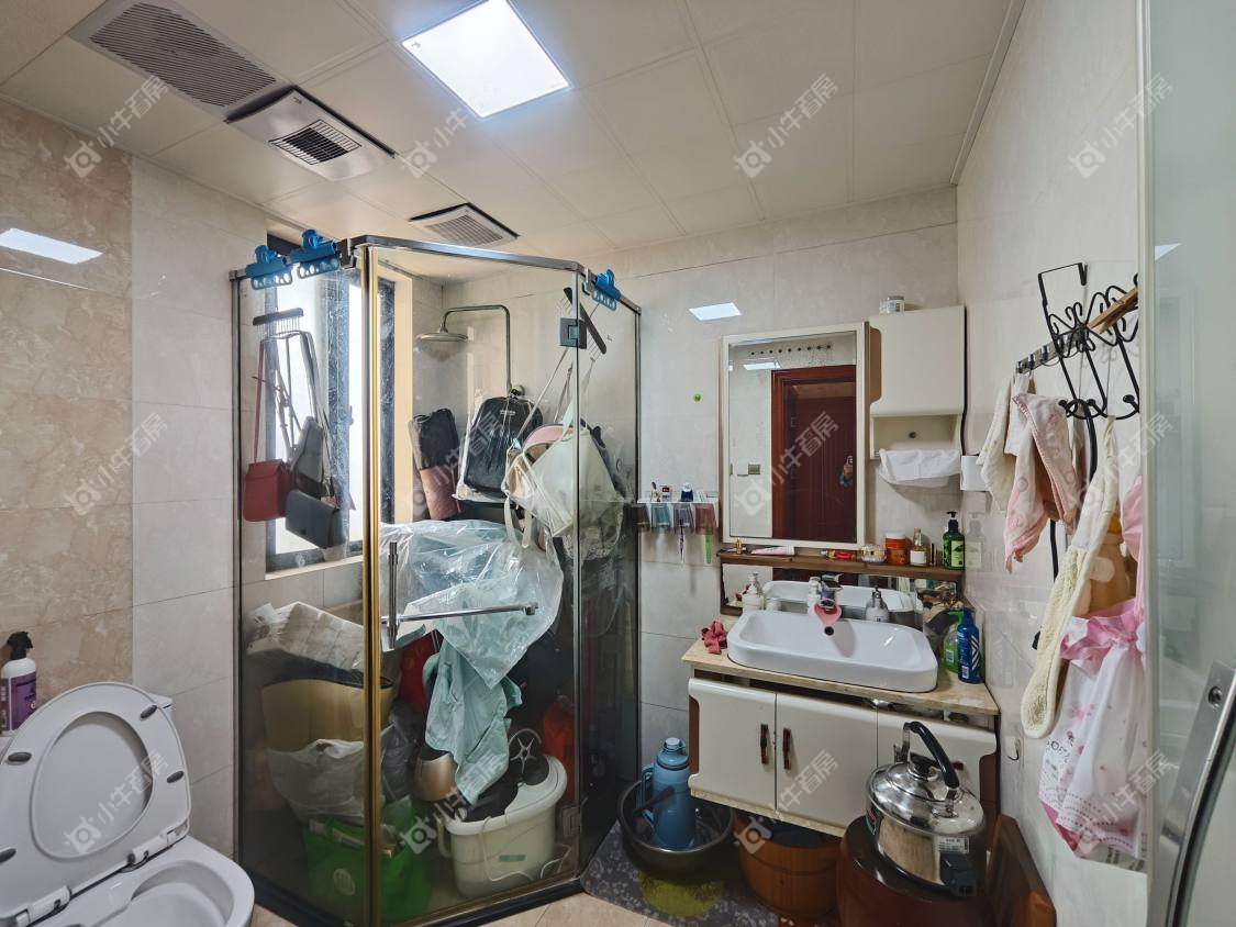 镇江华都锦城在售二手房源室内图_小牛看房