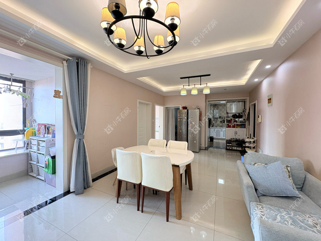 镇江御河熙岸在售二手房源室内图_小牛看房