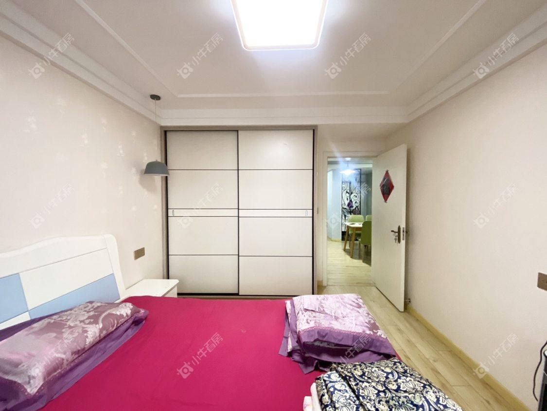 镇江龙凤新村在售二手房源室内图_小牛看房