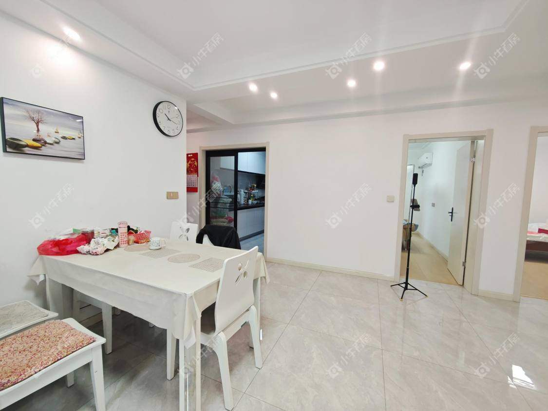 镇江城市绿洲在售二手房源室内图_小牛看房