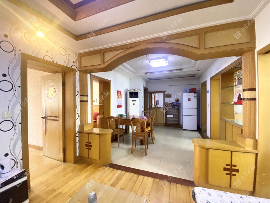 镇江华阳苑在售二手房源室内图_小牛看房