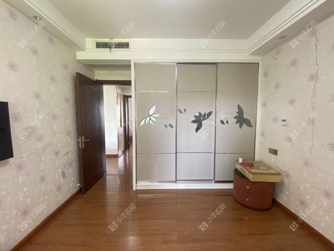 镇江碧桂园在售二手房源室内图_小牛看房