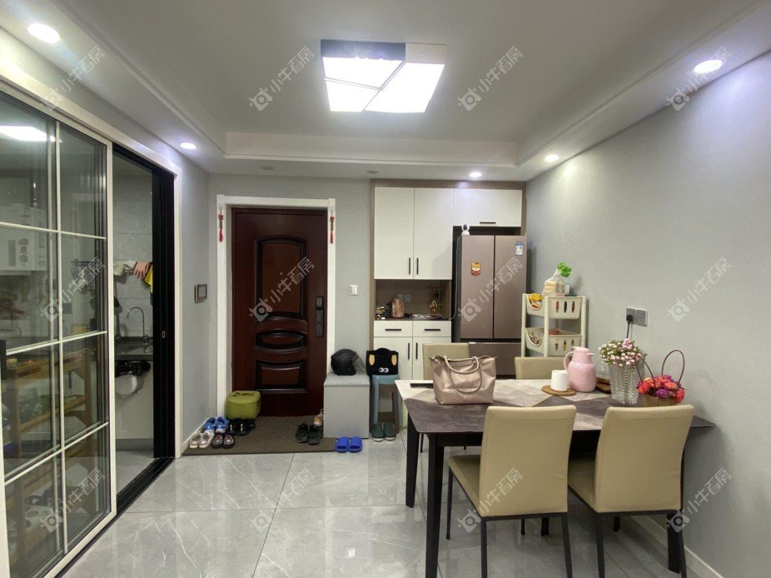 镇江中南君悦府中南一期在售二手房源室内图_小牛看房