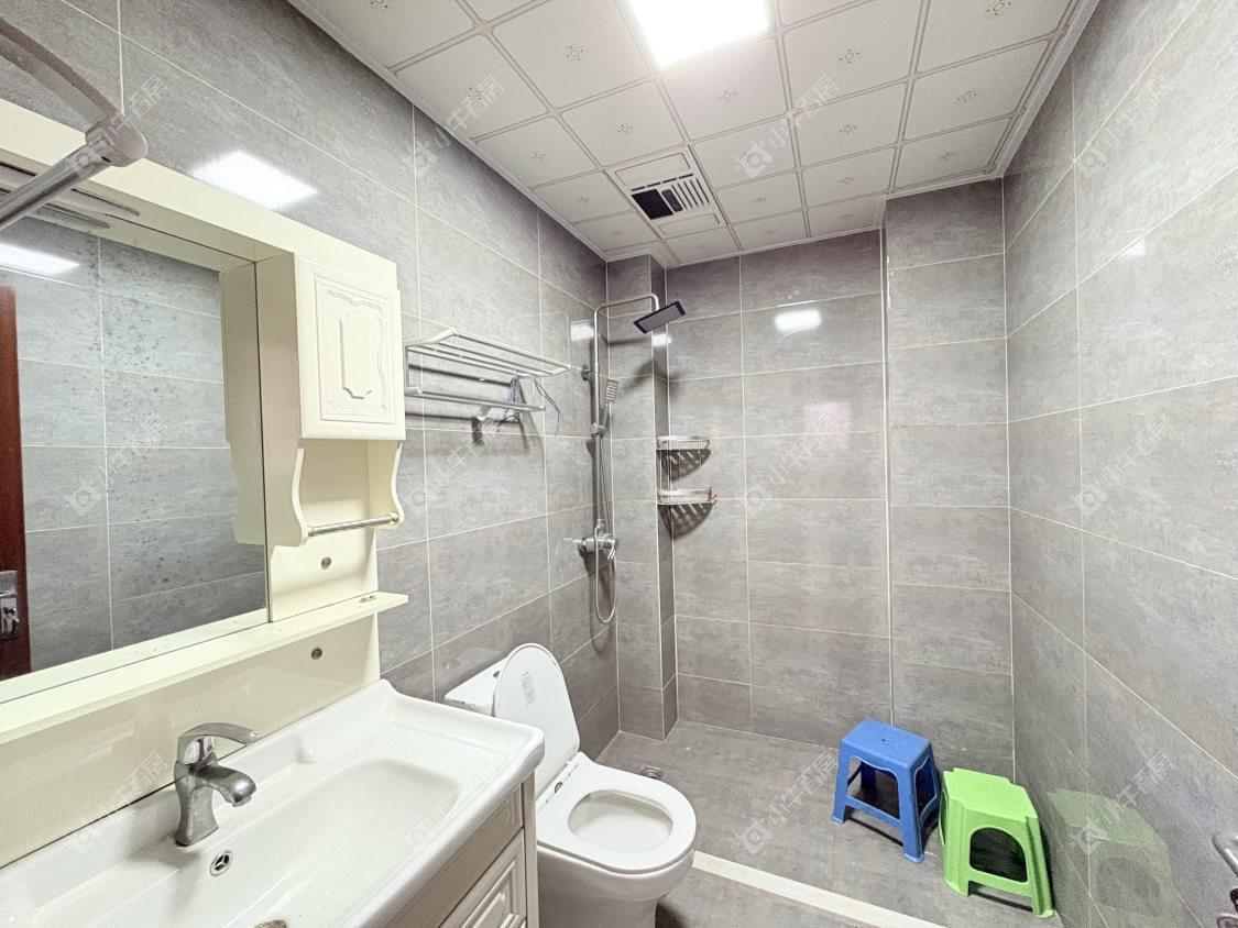 镇江东南新城在售二手房源室内图_小牛看房