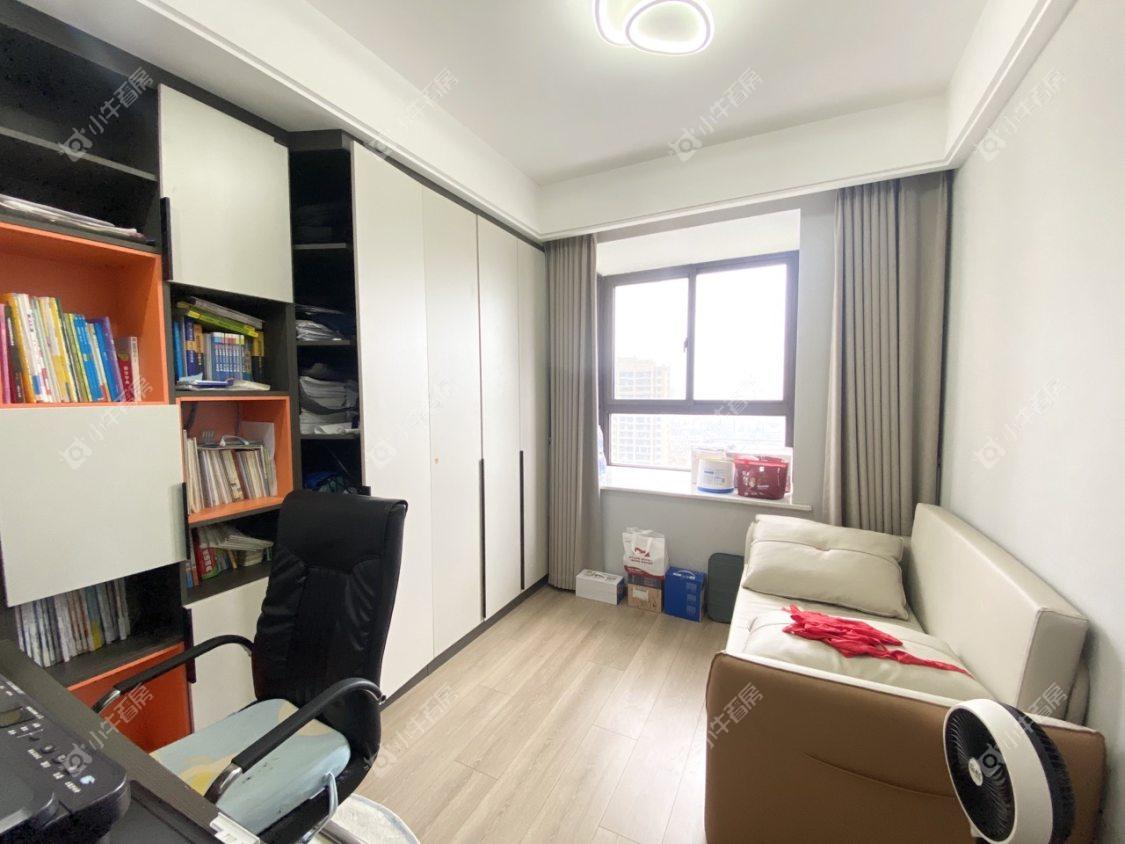 镇江汇金天地在售二手房源室内图_小牛看房