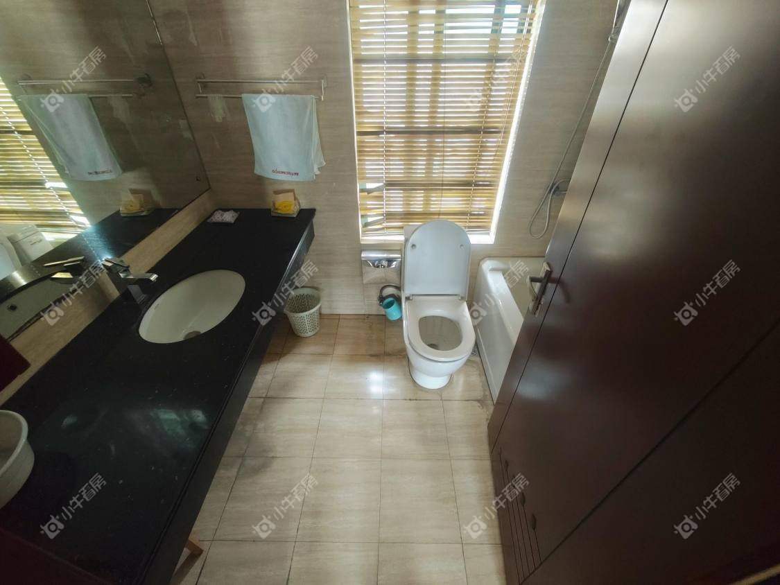 镇江豪门兰庭在售二手房源室内图_小牛看房