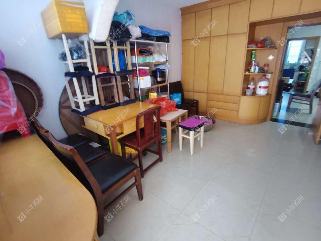 镇江曲园小区在售二手房源室内图_小牛看房