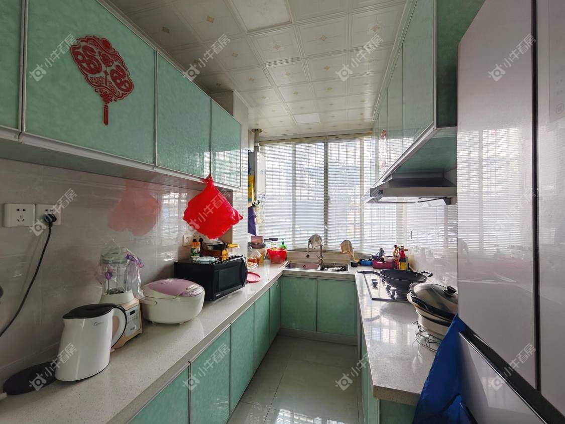 镇江龙凤新村在售二手房源室内图_小牛看房