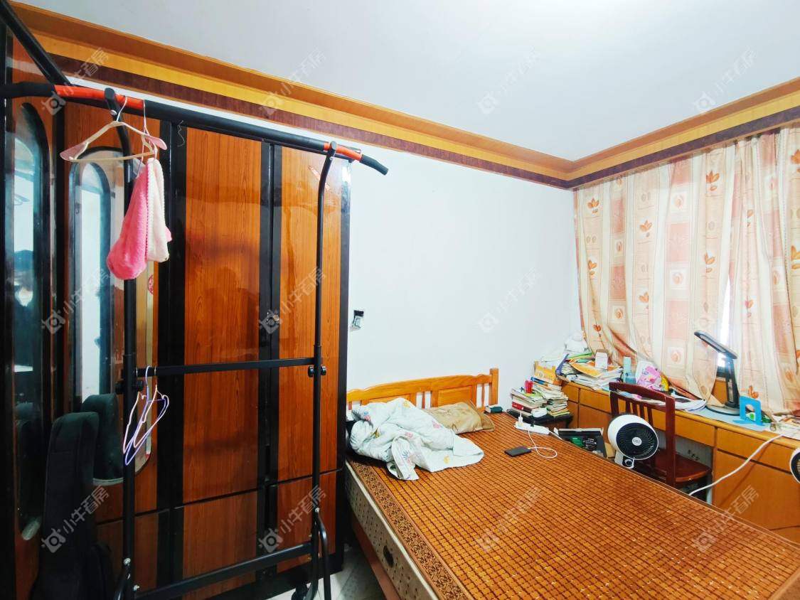 镇江龙凤新村在售二手房源室内图_小牛看房