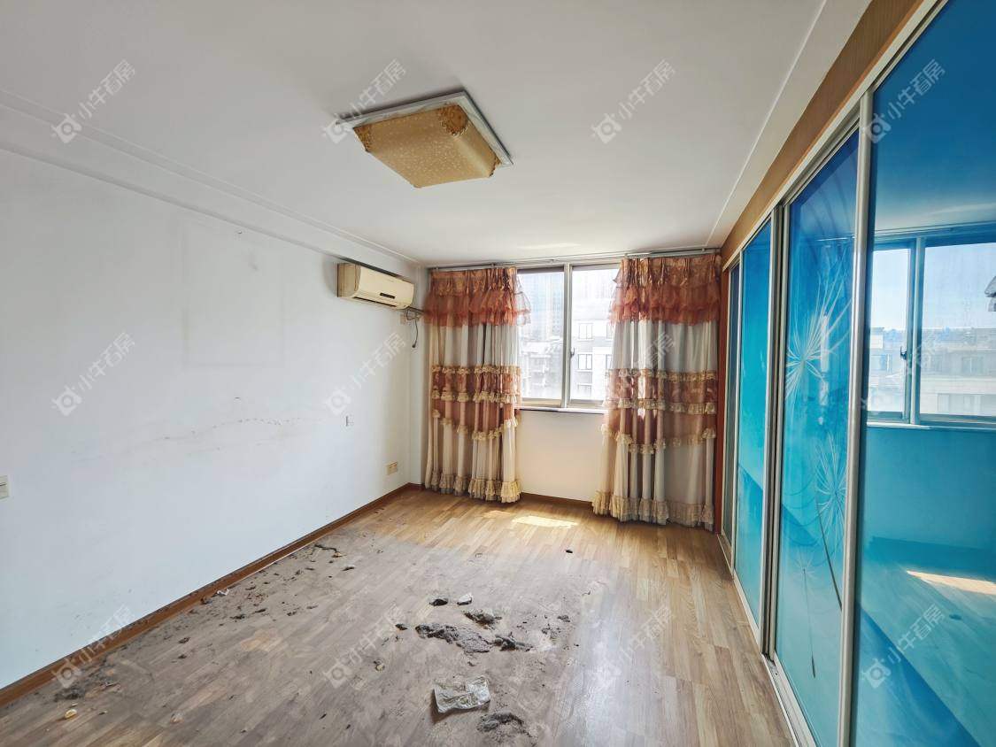 镇江世纪东升在售二手房源室内图_小牛看房