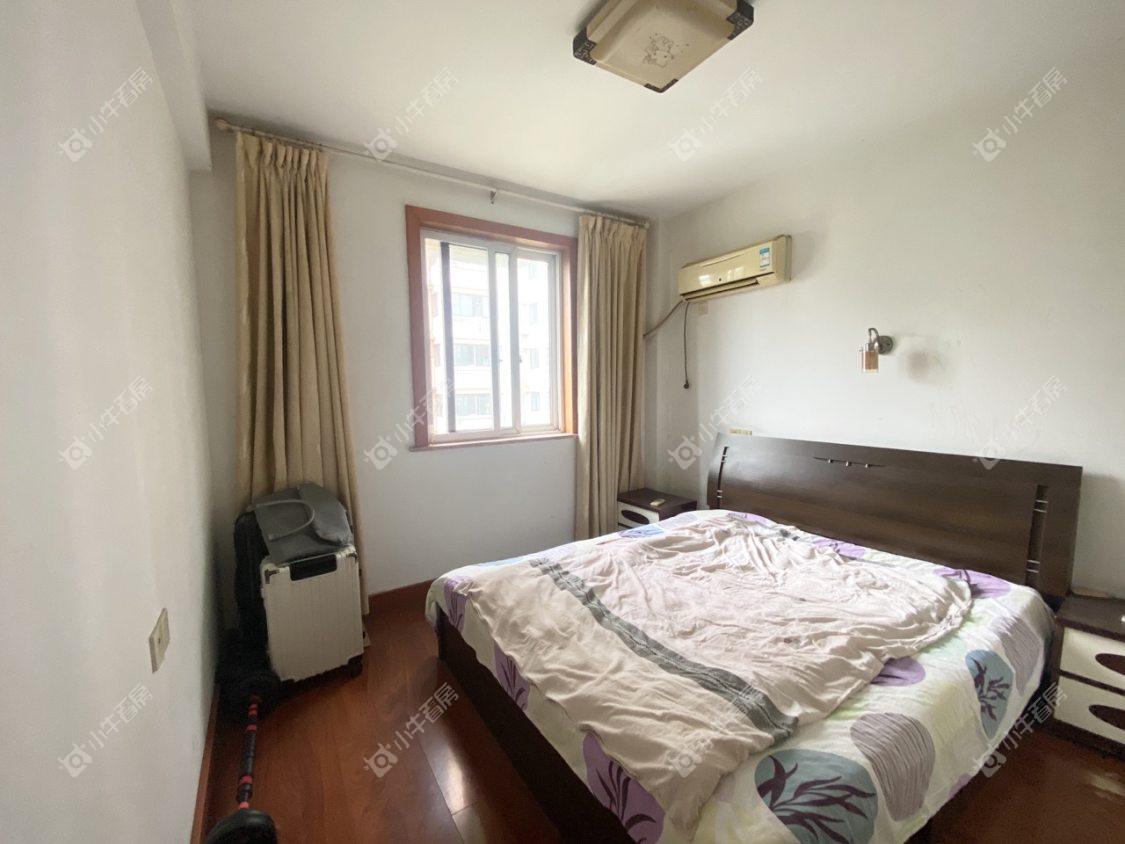 镇江东南新城在售二手房源室内图_小牛看房