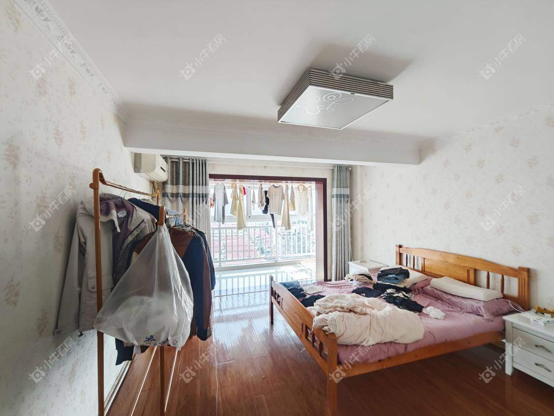 镇江名仕苑在售二手房源室内图_小牛看房