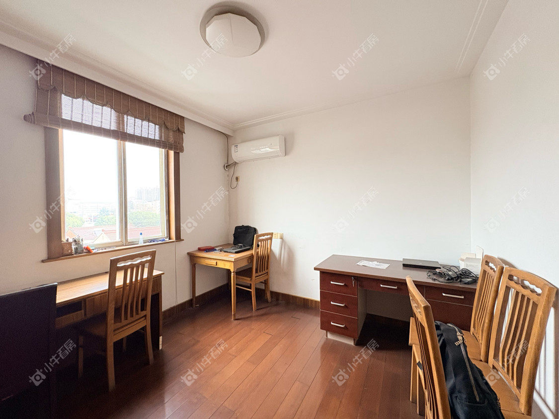 镇江华云公寓在售二手房源室内图_小牛看房