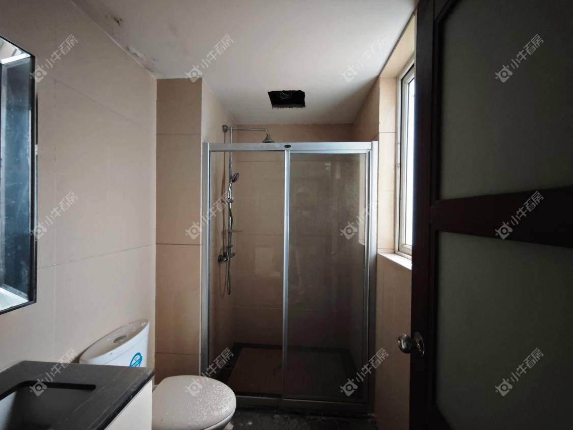 镇江碧桂园在售二手房源室内图_小牛看房