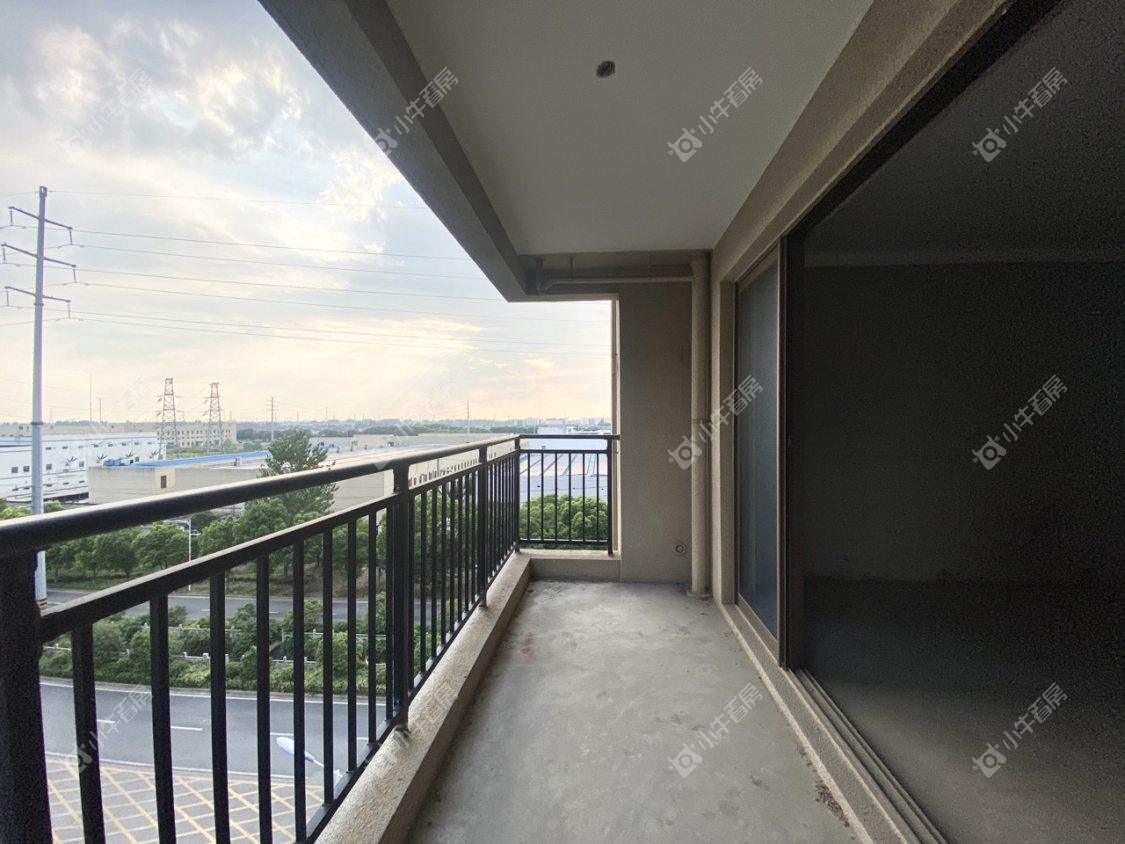 镇江碧桂园樾府在售二手房源室内图_小牛看房