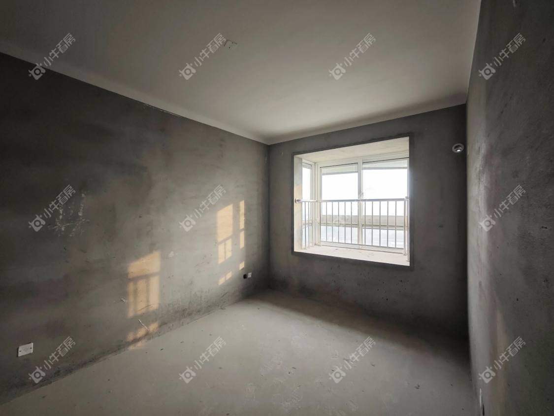 镇江粤港臻园在售二手房源室内图_小牛看房